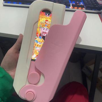 iPhone 15 Pro Max Giant Carrot Knife Stressavlastende etui - Rosa / Hvit